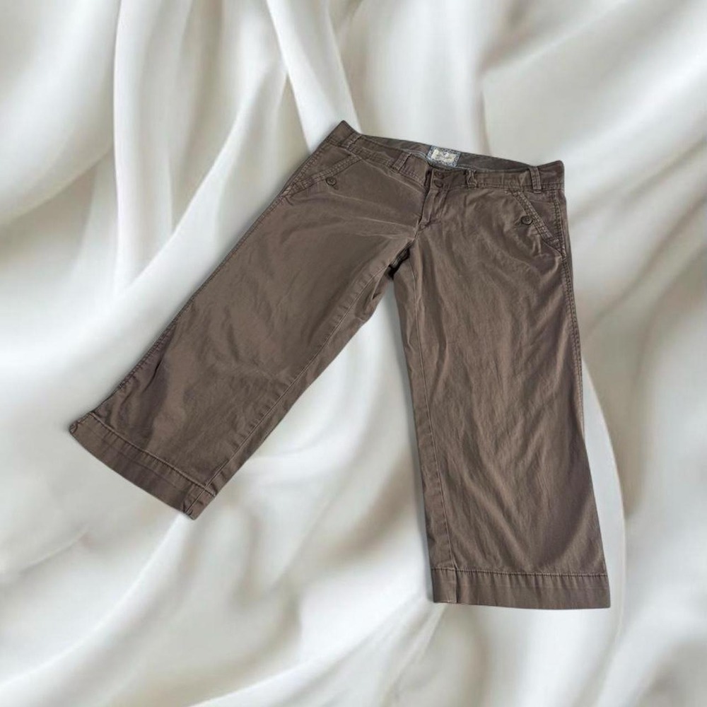 American Eagle brown capris office siren Y2K vintage mcbling